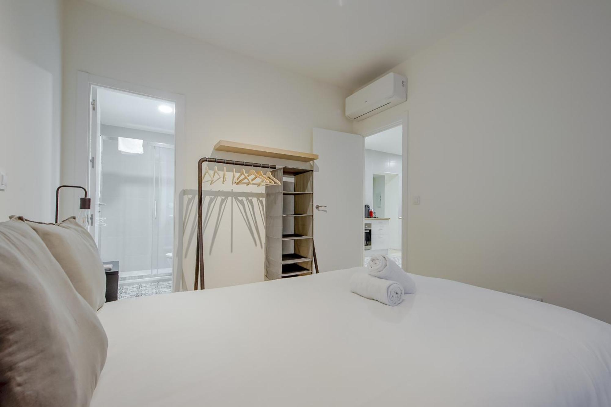 Cozy&New Apartment Para 6Pax En La Plaza De Tirso - Madrid E1 Экстерьер фото